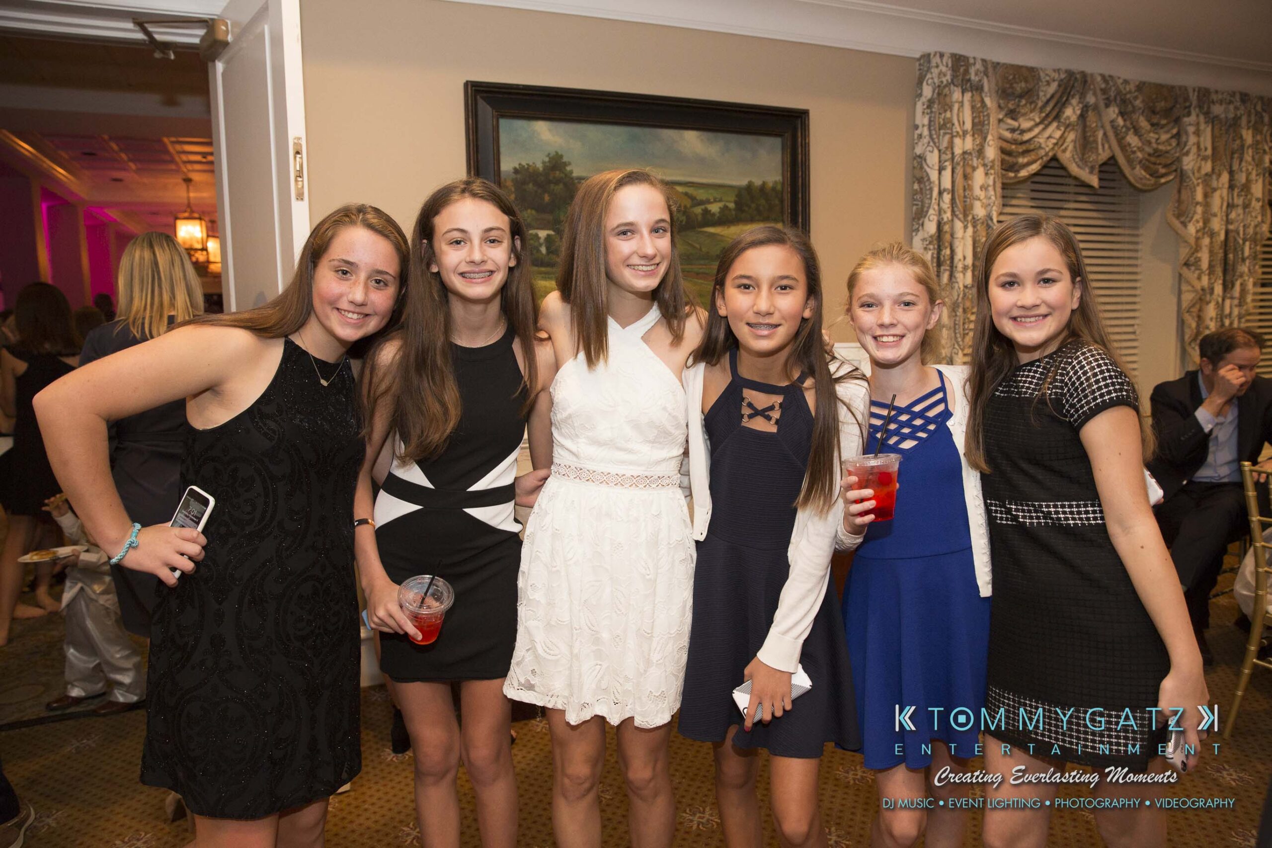 Dylans-Bat-Mitzvah-SOCIAL-HOUR-Low-Res-WM-26 - TOMMY GATZ ENTERTAINMENT