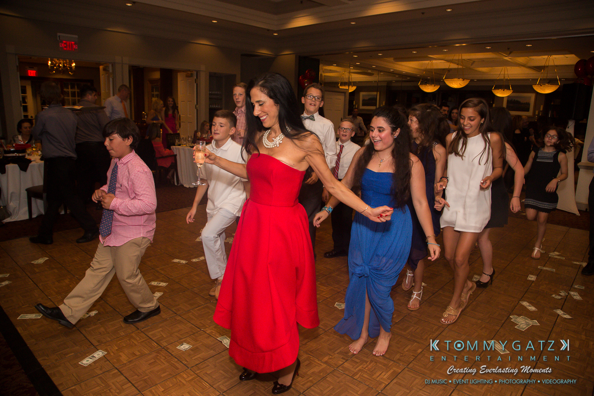 Garbis-Grad-Edits-lowres-Watermark-322 - TOMMY GATZ ENTERTAINMENT