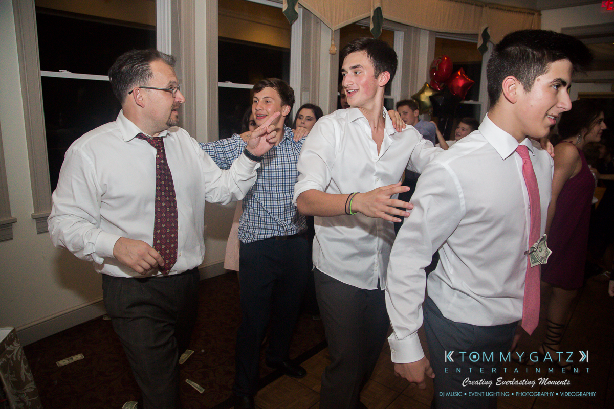 Garbis-Grad-Edits-lowres-Watermark-402 - TOMMY GATZ ENTERTAINMENT