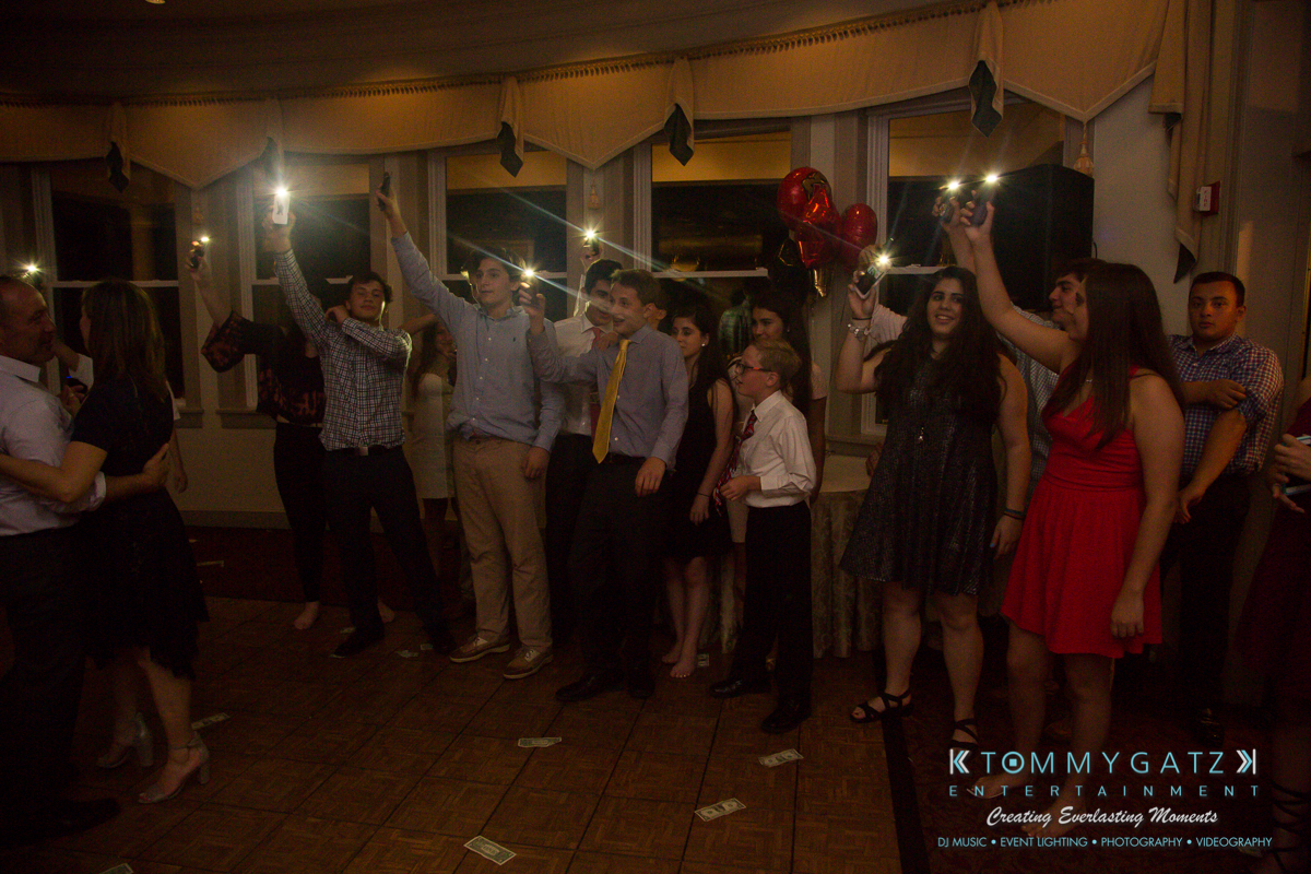 Garbis-Grad-Edits-lowres-Watermark-412 - TOMMY GATZ ENTERTAINMENT