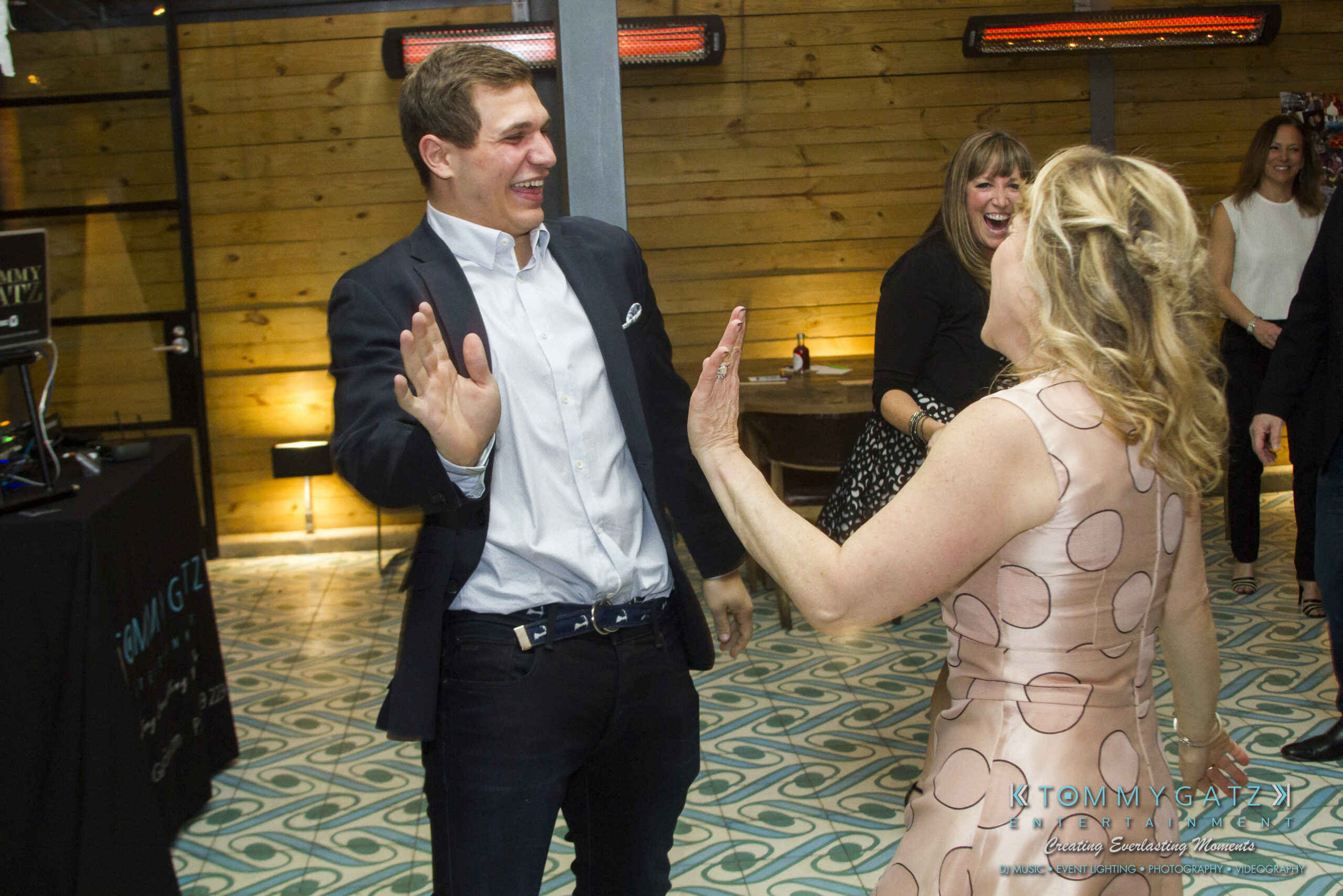 SUSAN_50TH_BIRTHDAY_WATERMARK183 - TOMMY GATZ ENTERTAINMENT