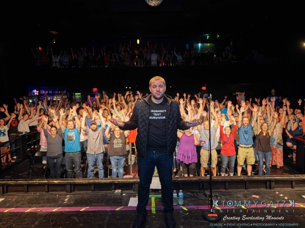 Intern-John-Pressure-Comedy-Tour-St-Pete-61617-Low-Res-100 - TOMMY GATZ ENTERTAINMENT