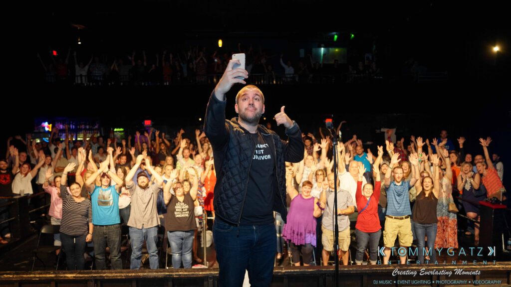 Intern-John-Pressure-Comedy-Tour-St-Pete-61617-Low-Res-102 - TOMMY GATZ ENTERTAINMENT