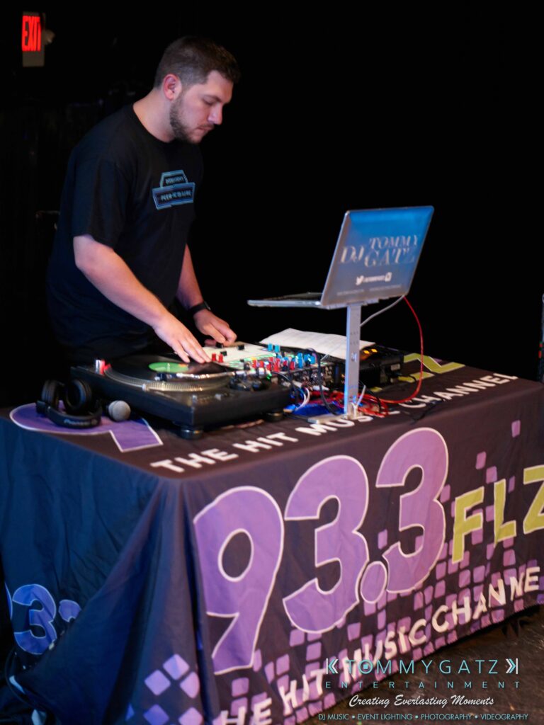 Intern-John-Pressure-Comedy-Tour-St-Pete-61617-Low-Res-54 - TOMMY GATZ ENTERTAINMENT