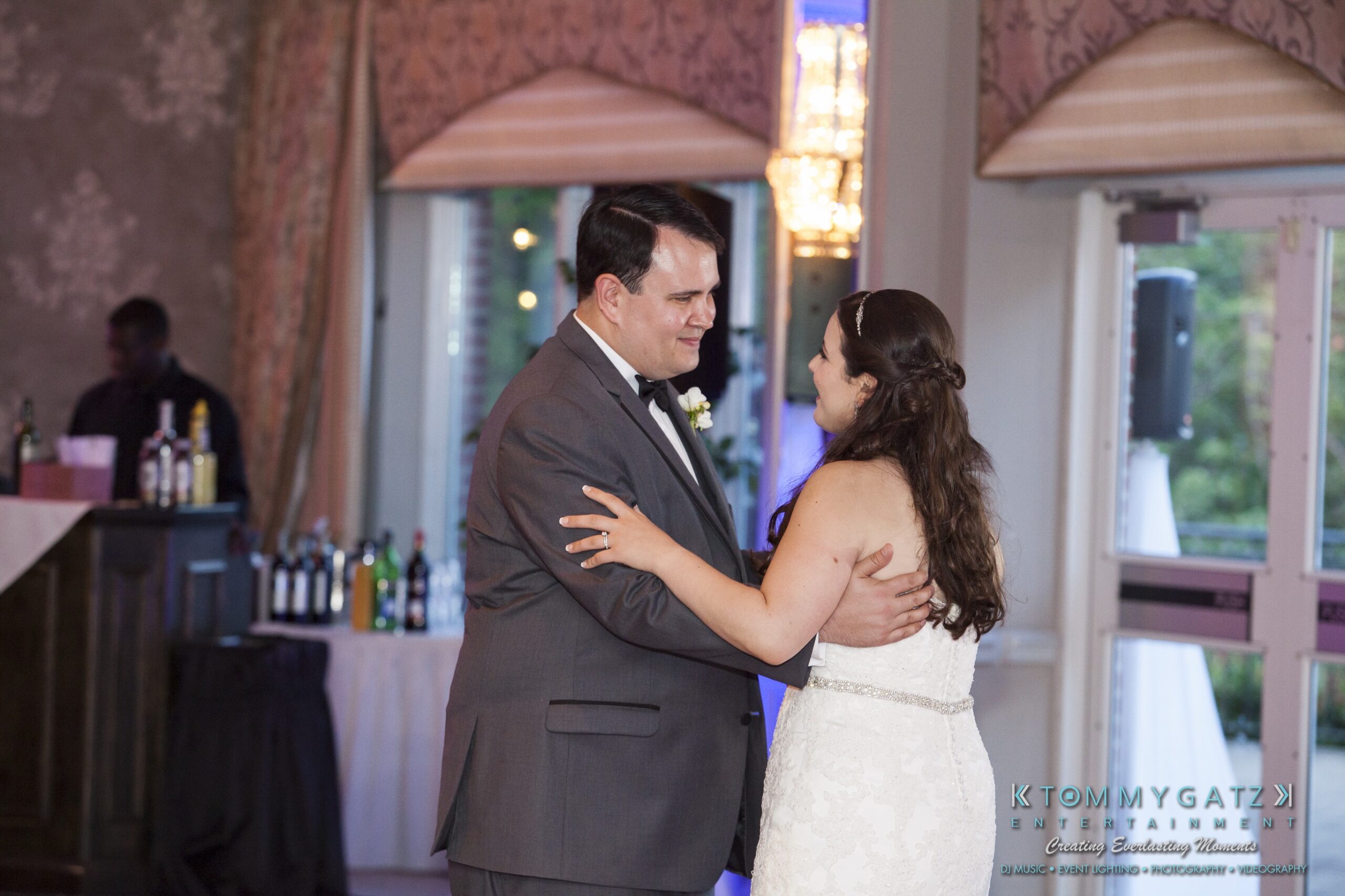 Jamie-and-Mark-Low-Res-Watermark-661 - TOMMY GATZ ENTERTAINMENT