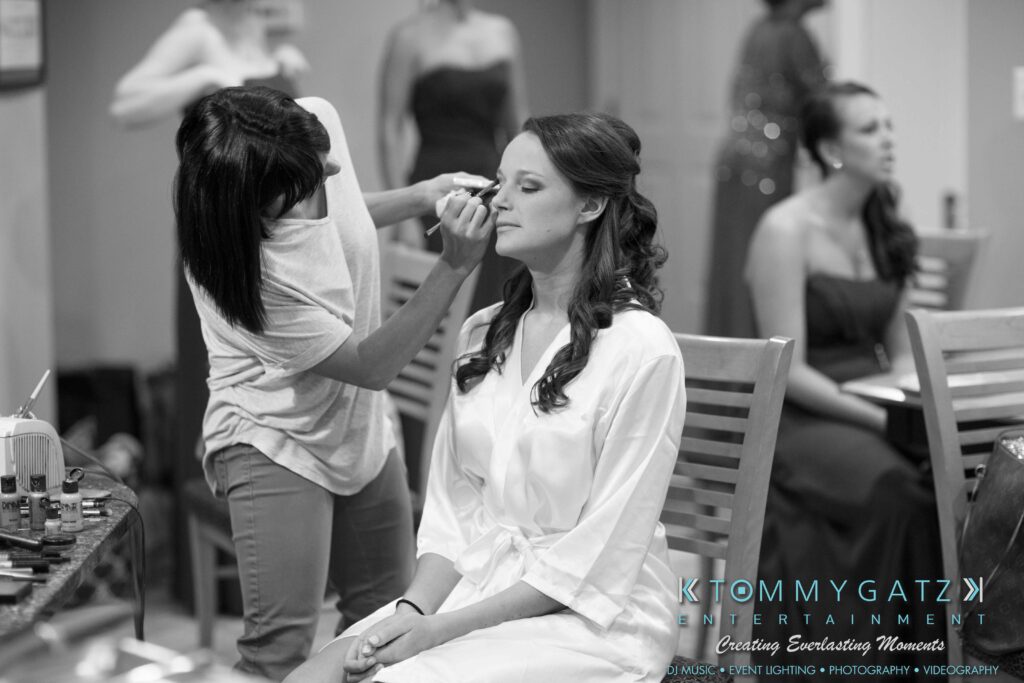 JulieKyleLongWedding11715-101 - TOMMY GATZ ENTERTAINMENT