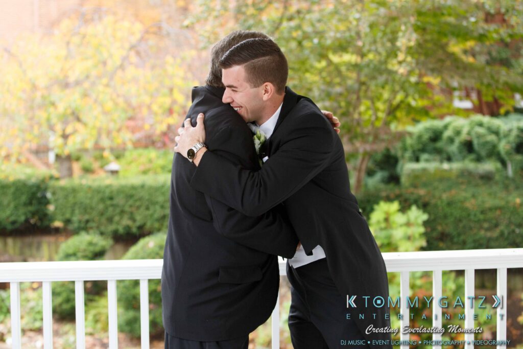 JulieKyleLongWedding11715-1741 - TOMMY GATZ ENTERTAINMENT