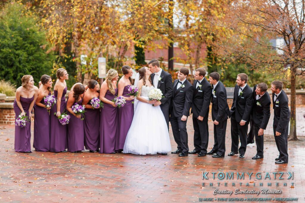 JulieKyleLongWedding11715-403 - TOMMY GATZ ENTERTAINMENT