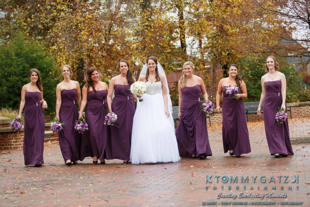 JulieKyleLongWedding11715-425 - TOMMY GATZ ENTERTAINMENT