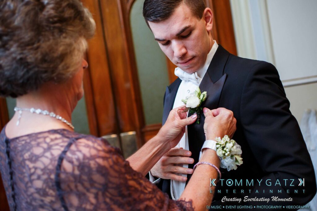 JulieKyleLongWedding11715-45 - TOMMY GATZ ENTERTAINMENT
