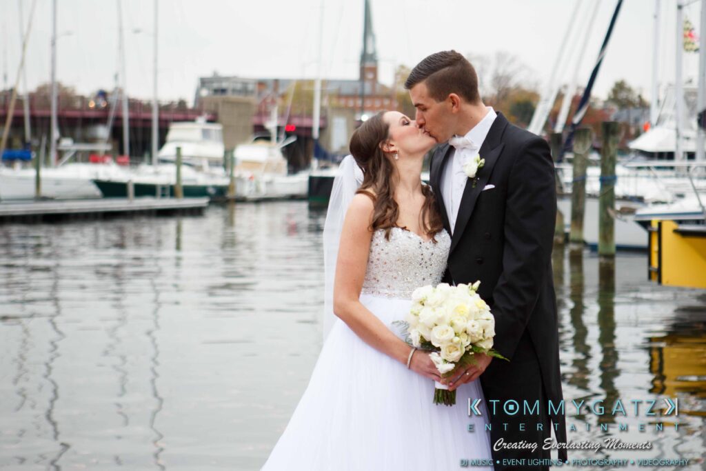 JulieKyleLongWedding11715-463 - TOMMY GATZ ENTERTAINMENT
