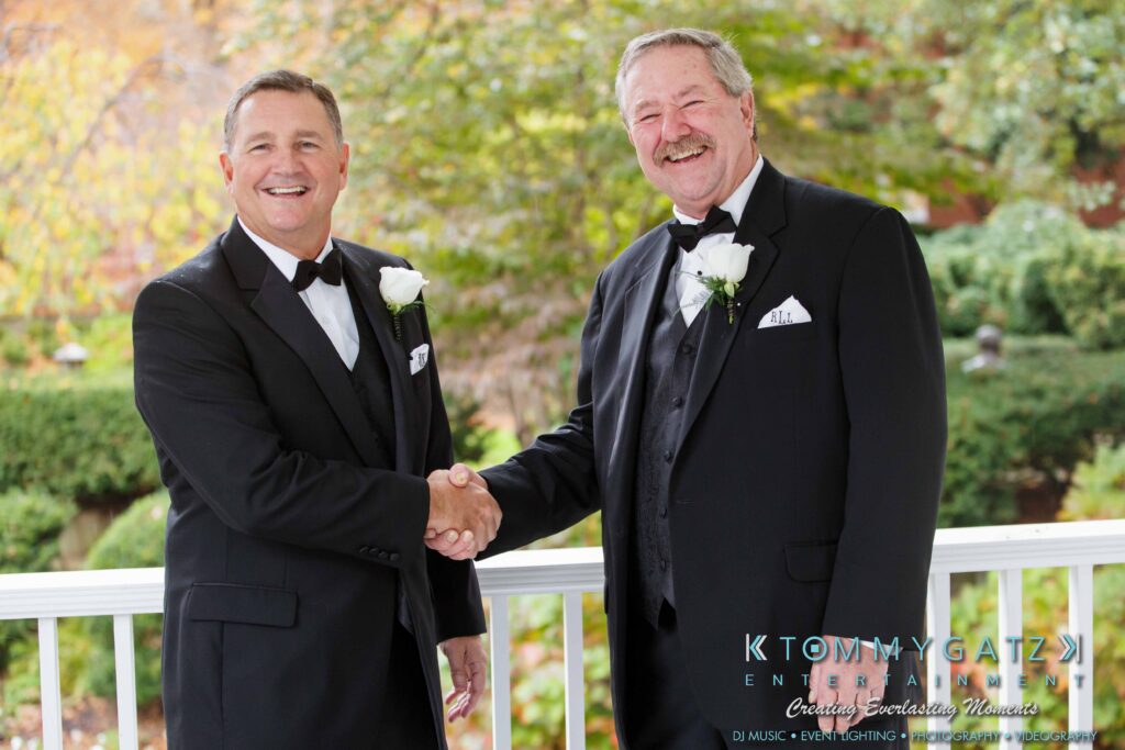 JulieKyleLongWedding11715-84 - TOMMY GATZ ENTERTAINMENT